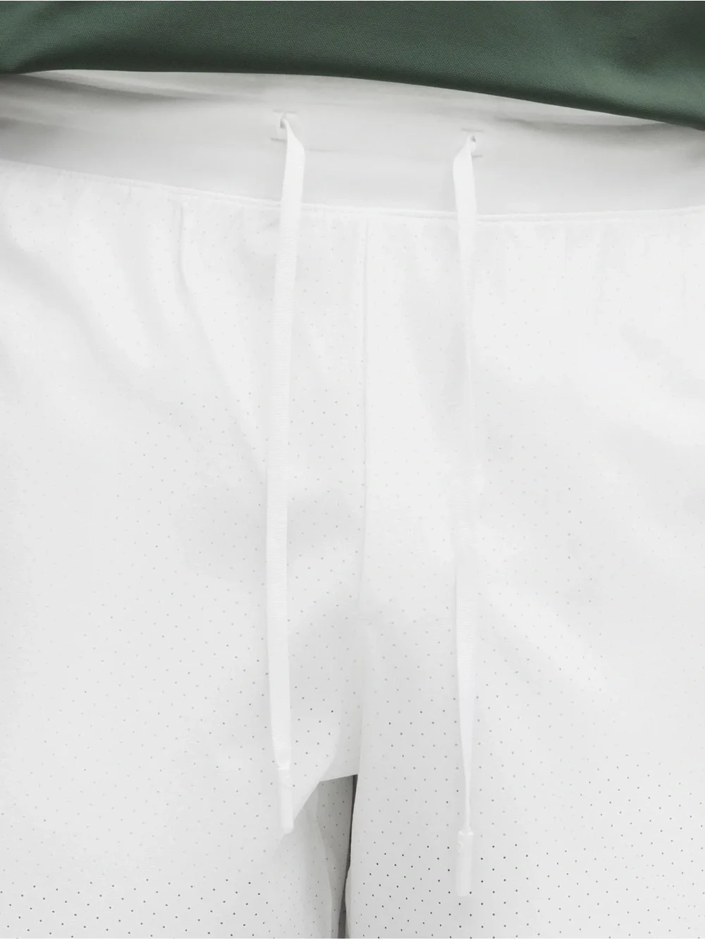 Lululemon Men’s Vented Tennis Short White Athletic Drawstring Bottoms Size Large